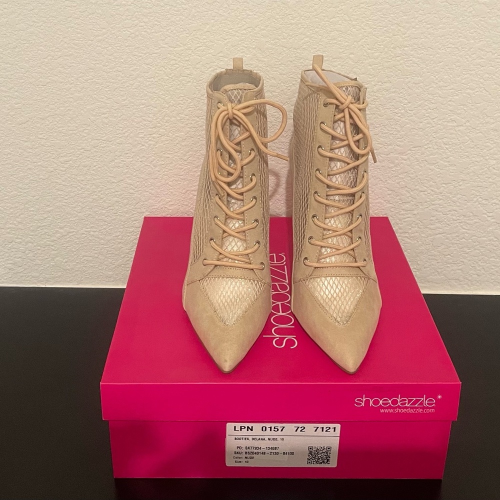 SHOE DAZZLE BOOTY STILETTOS